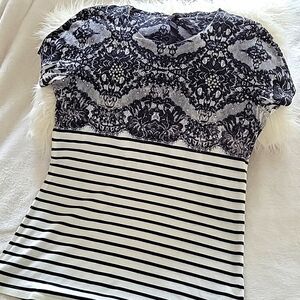 Stretch tee with rhinestones